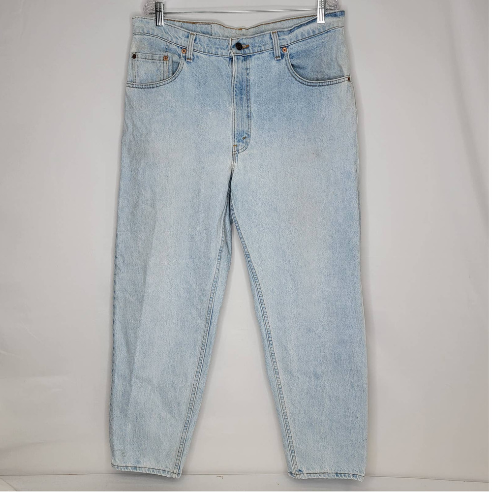 Vintage 90s USA Levis 560 Comfort Loose Fit Tapered Leg Jeans 38x30 Light Wash